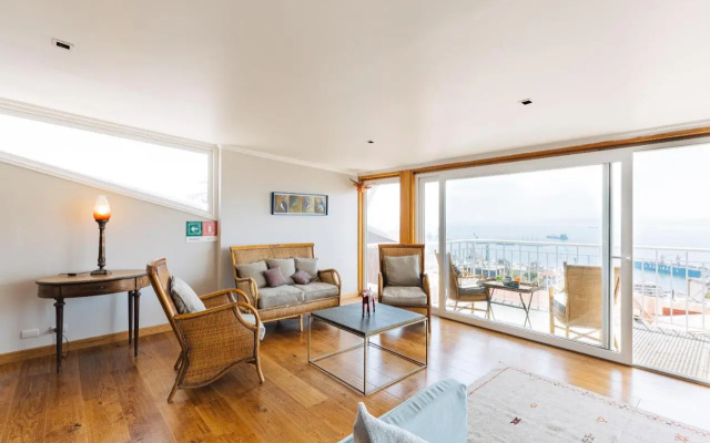 Casablu Hotel