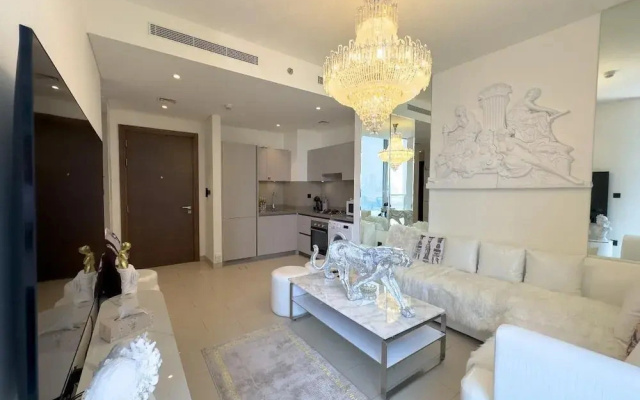 Manzil - 1BR in Sobha with Skyline Views
