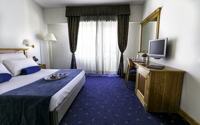 Hotel Diplomatic