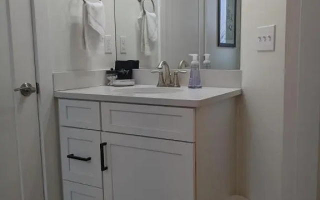 Downtown Traverse City Capri Condo 316