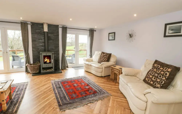 Nant Y Felin Lodge