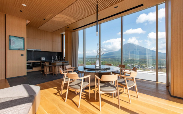 Skye Niseko