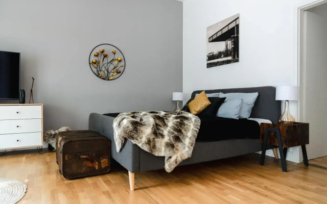 90sqm 2br Design Gem - Outdoor Terrace