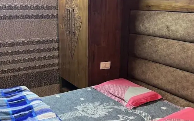 Hotel Dev Bhumi