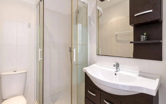 Spacious Villa Stay for 6, Solenzara