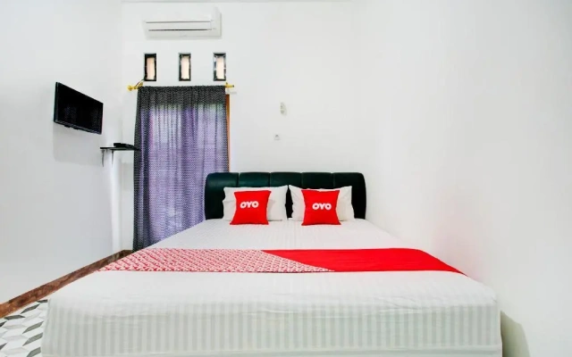 OYO 3748 Rn Syariah Guest House