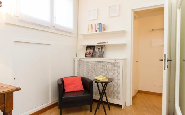 Amazing studio in San Babila