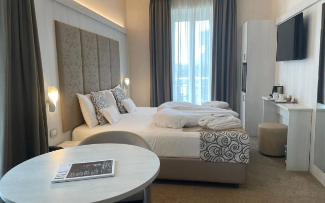 Villa Nicolli Romantic Resort - Adults Only