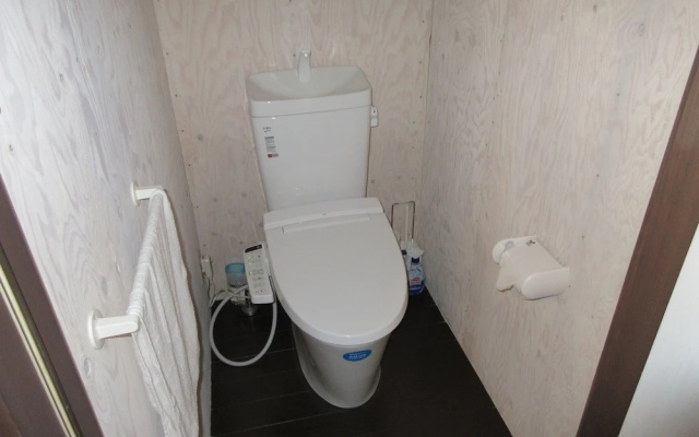 Tsushima Guest House - Hostel
