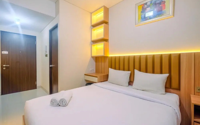 Homey and Stylish Studio Room at Transpark Cibubur Apartment