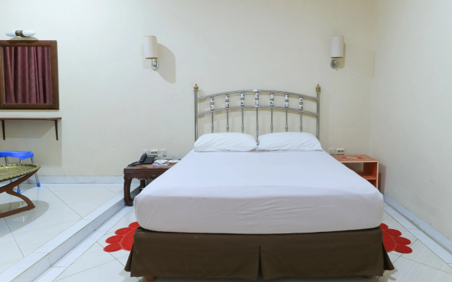 Andrin Daspatt Hotel