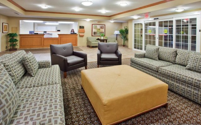 Candlewood Suites Kalamazoo Se by IHG