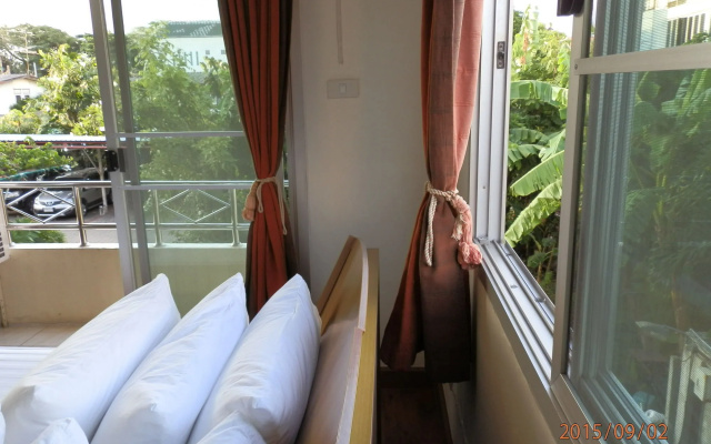 Sandy Serviced Apartment
