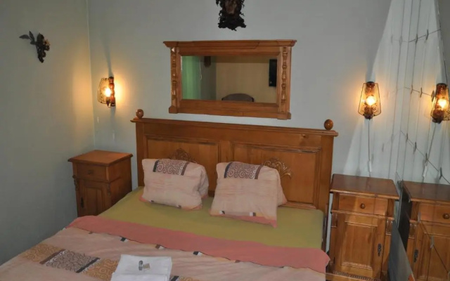 Motel Charlie