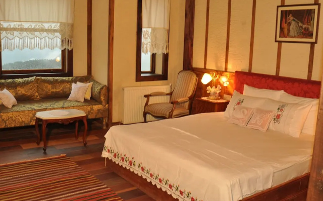 Zifin Hotel