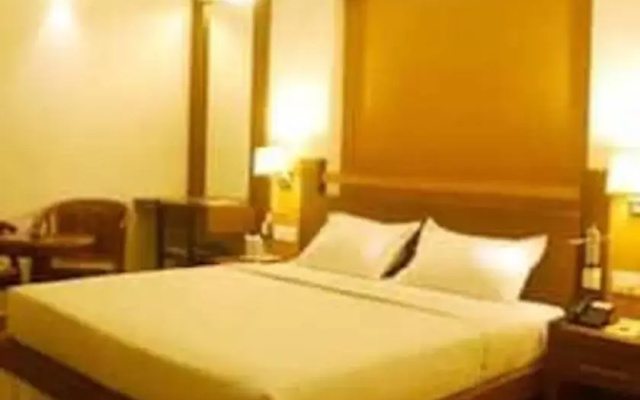 Hotel Monad