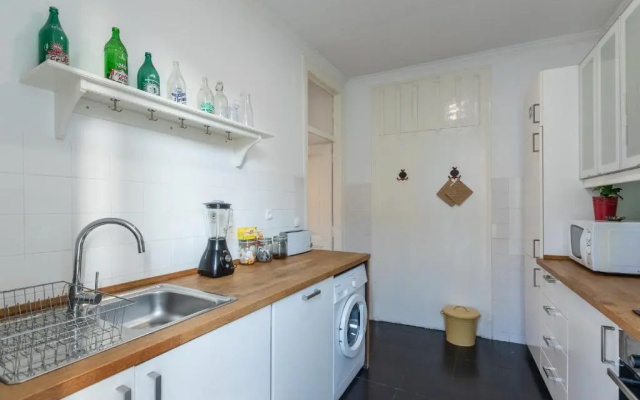 Bright Apartment with Two Bedrooms - BP31