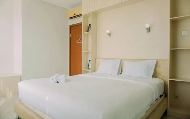 Elegant And Strategic 2Br Apartment At Thamrin Residence