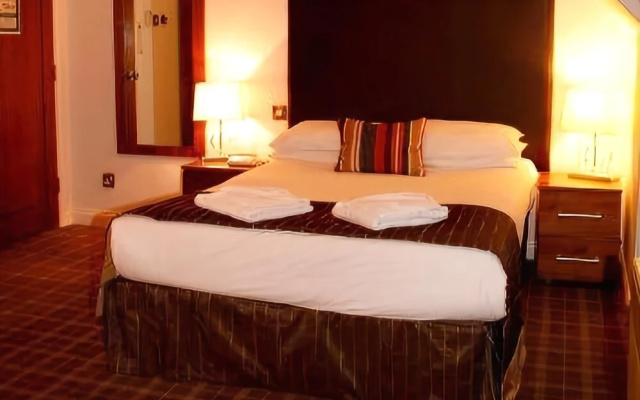 Waterside Hotel