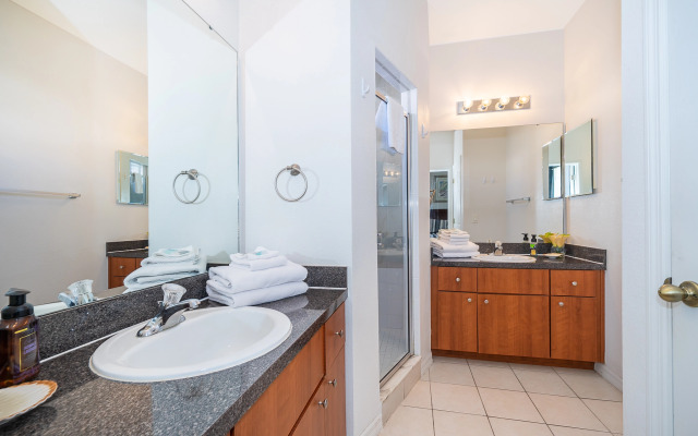 Lovely condo near Disney