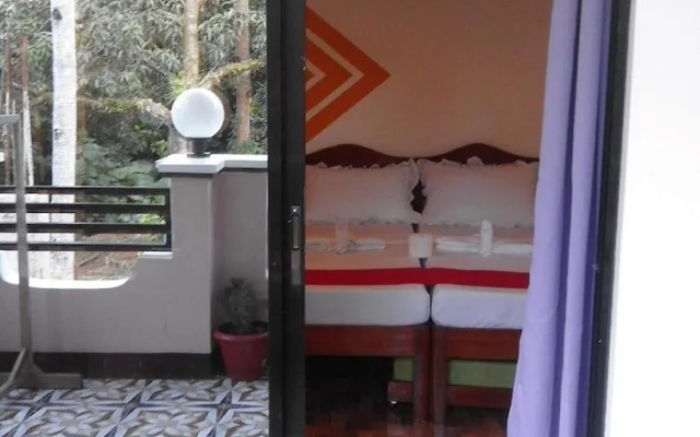 Vali-Joe Travel Lodge