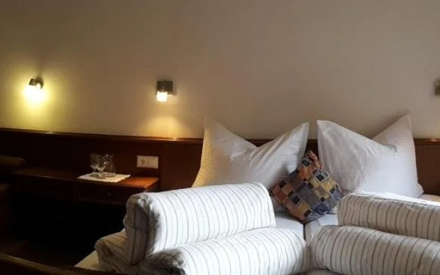 Hotel Pension Zirbenhof