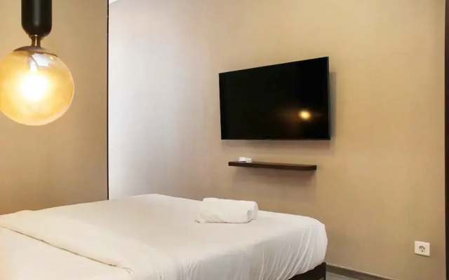 Stunning And Comfy 2Br + Study Room At Sudirman Suites Apartment