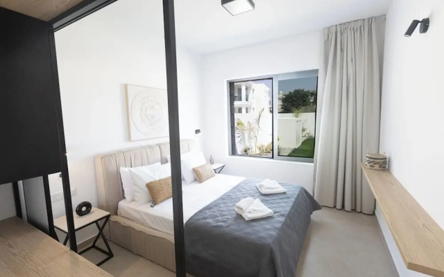 Ayia Napa Orea Villa OR9