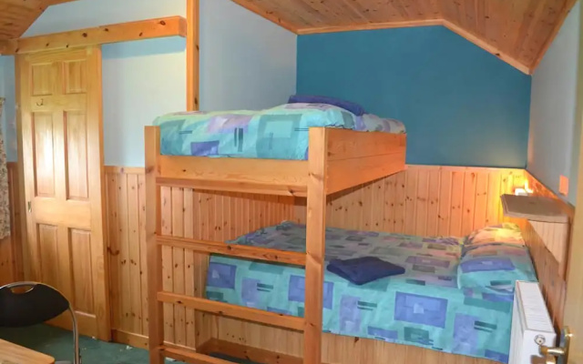 Ayres Rock Hostel & Campsite