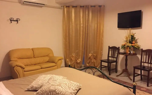 M'ami Bed and Breakfast
