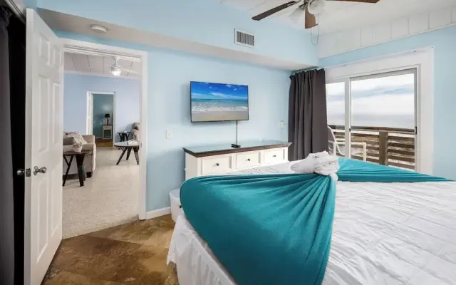 Coconut Beach House A