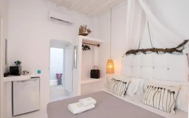 Seablue Venice House 1