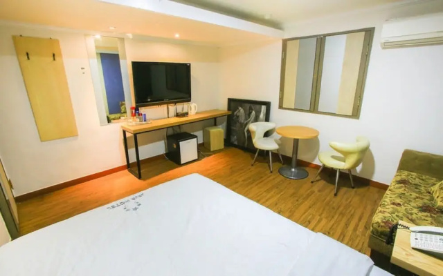 Internet Motel