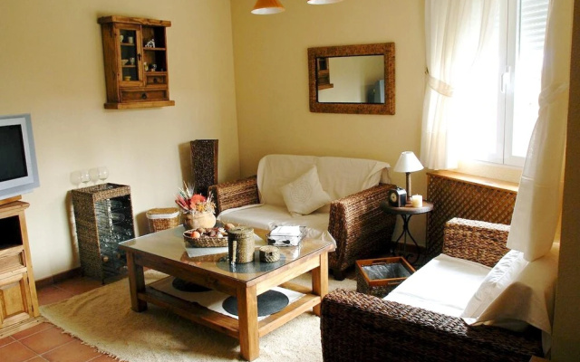 House With 4 Bedrooms in Ávila