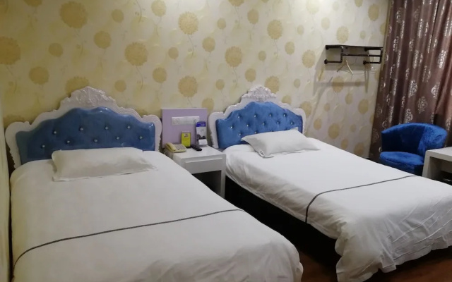Fortune Hotel