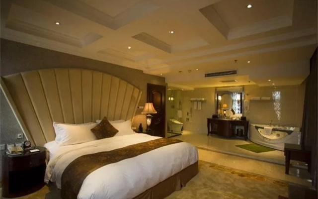 Jinlong Holiday Hotel