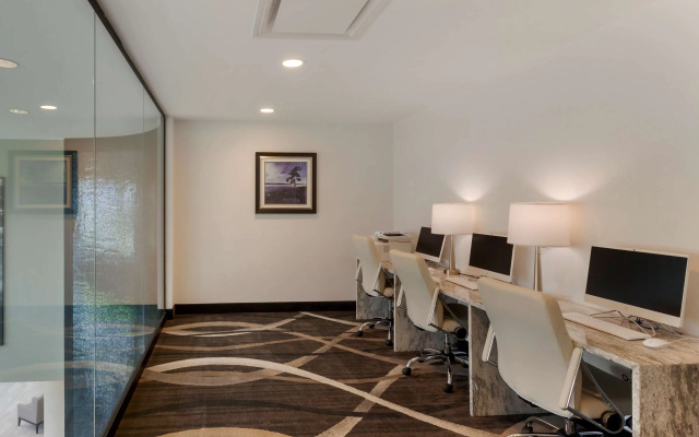Best Western Premier Northwood Hotel