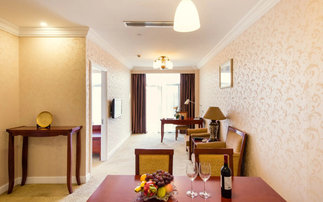 Blue Palace Hotel