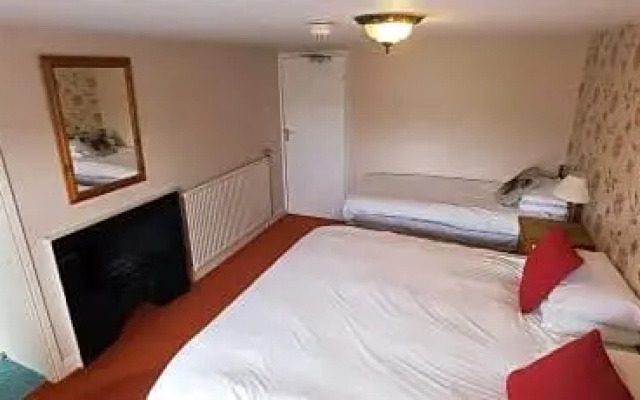 Kings Arms Hotel