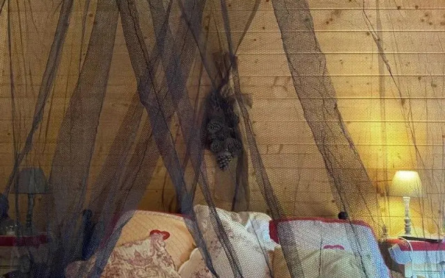 La cabane Romantique et sa balneotherapie