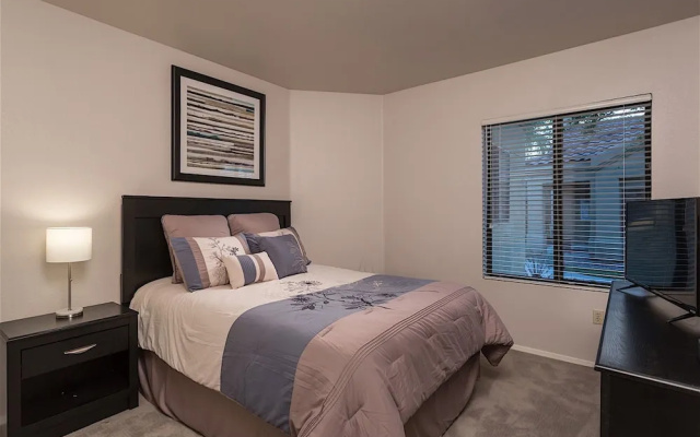 Home Suite Home 3 BR by Casago