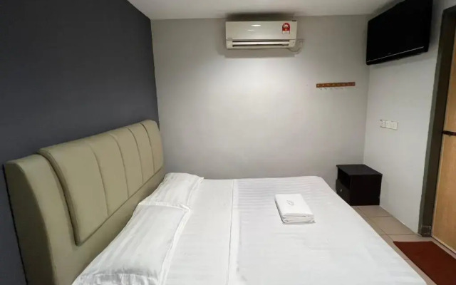 Pekan Budget Hotel