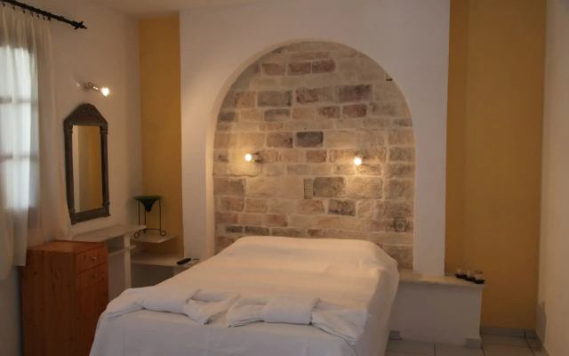 Naxos Summerland resort
