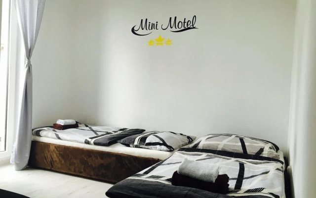 Mini Motel