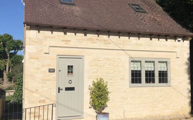 Cotswold Lodge