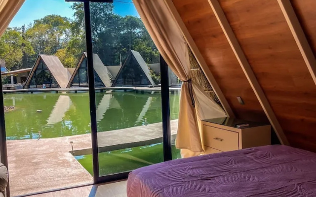 Río HOTEL y glamping