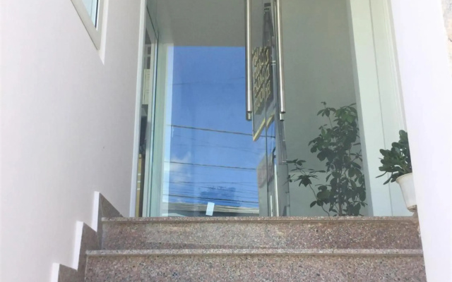 Daisy Dalat House
