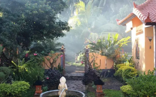 Villa Taman Ayu