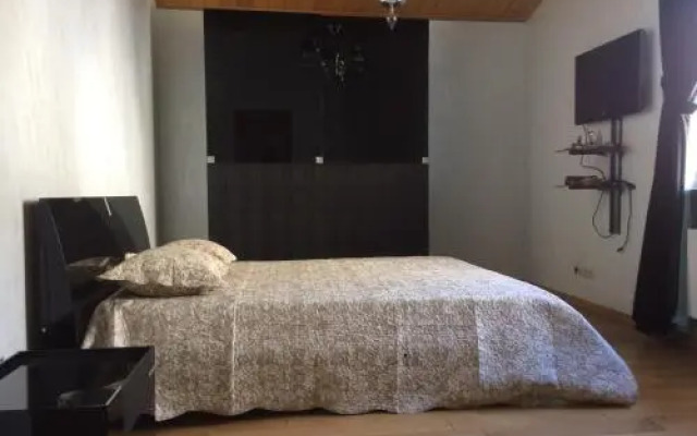 Chalet Mobius