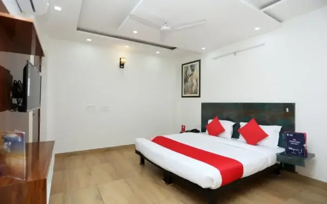 Bleu Ville Prime By OYO Rooms